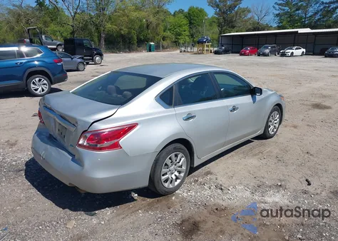 2013 Nissan Altima 2.5 S z USA, uszkodzony, nr VIN 1N4AL3APXDN512761